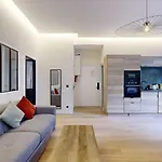 188-Suite Eight